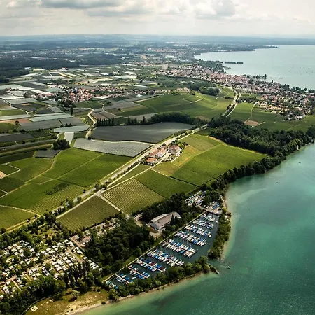 Schloss Kirchberg -appartment Fleur * Immenstaad am Bodensee