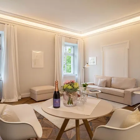 Schloss Kirchberg -appartment Fleur Apartment